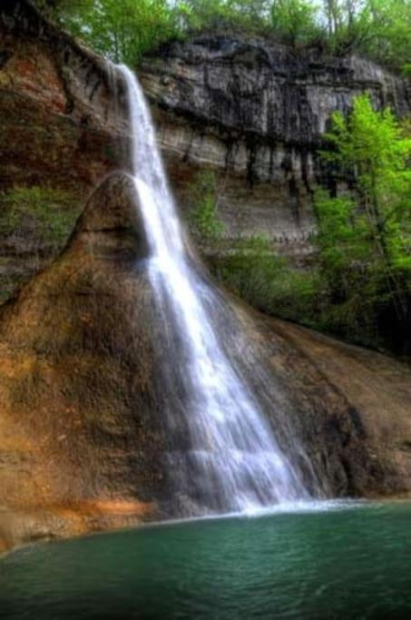 Le Gite Des Cascades Bassy Экстерьер фото